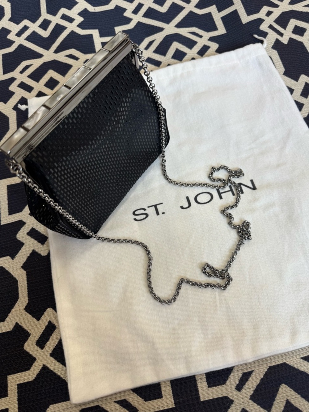 St. John Black Sequin Paillette Satin Evening Clutch Chain Link Mother of Pearl